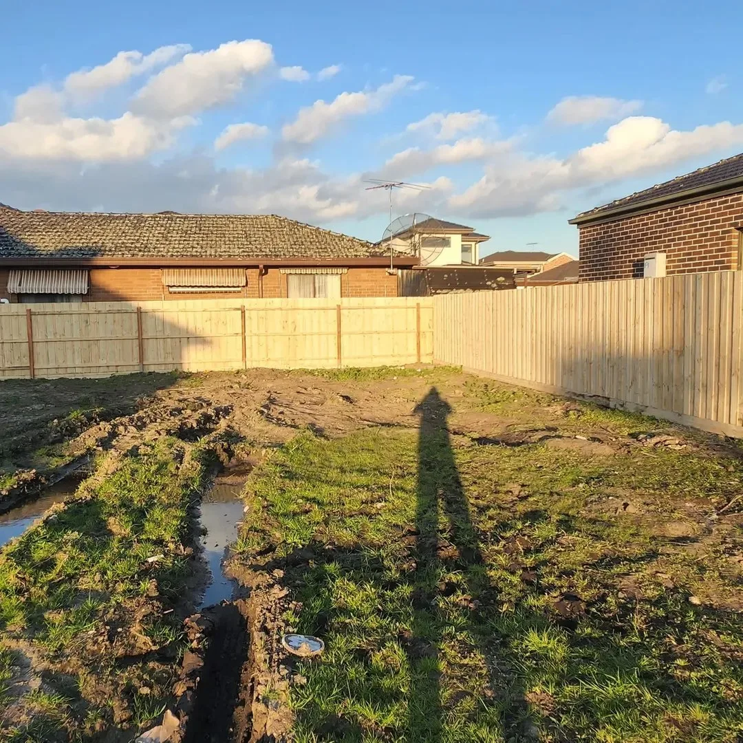 horizontal slat fence for a modern street frontage project in Hamilton
