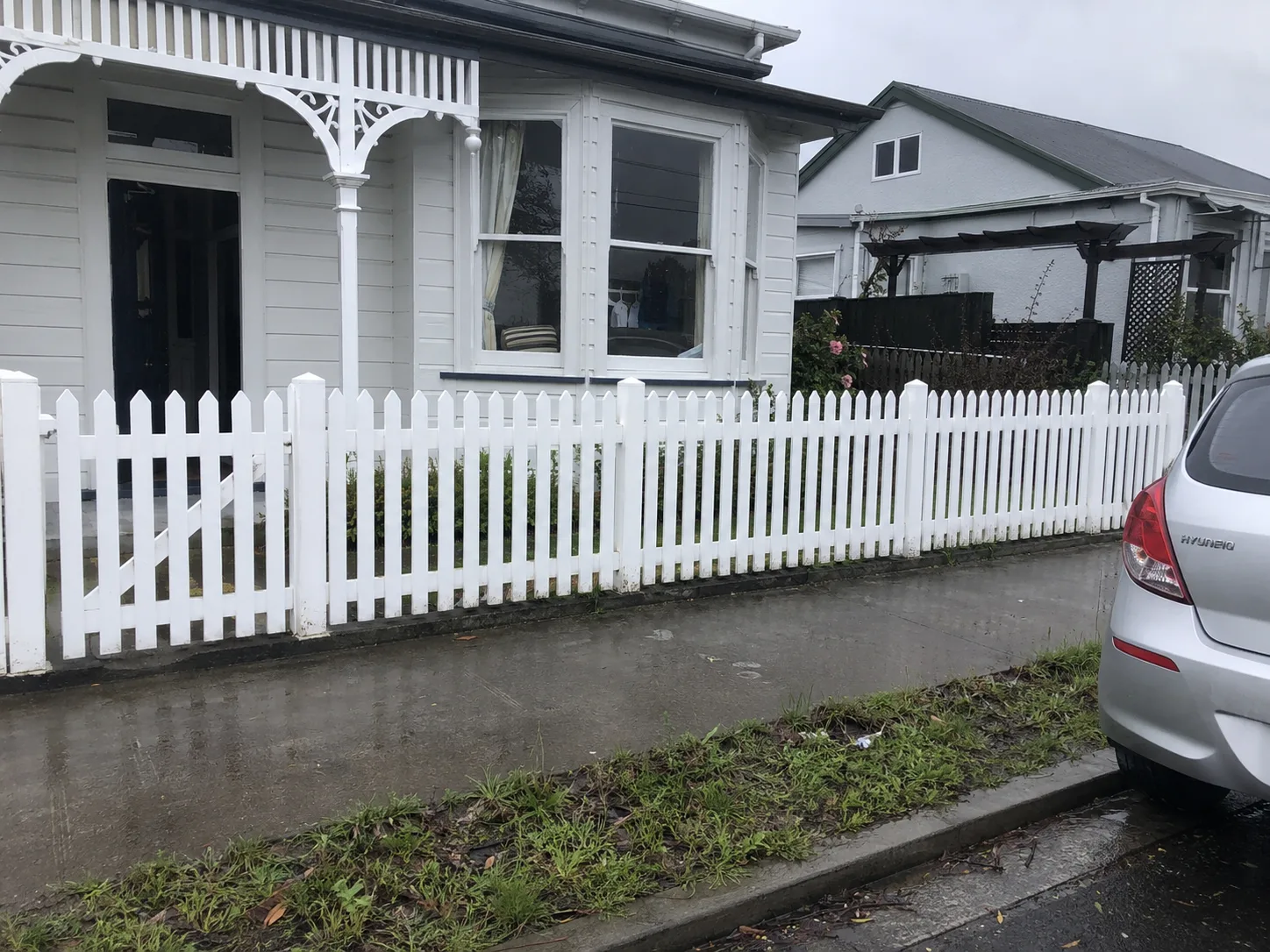 PVC picket fence for a front garden in Pāpāmoa Beach, Tauranga