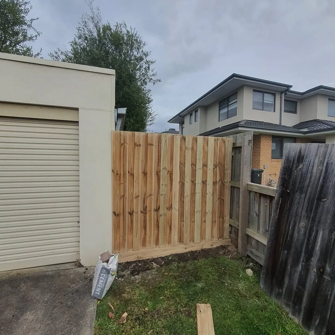 matching timber fence and side gate project in Wellington